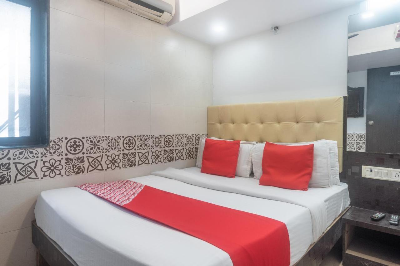 Oyo 49867 Hotel Kalpana Residency Mumbai Exterior photo