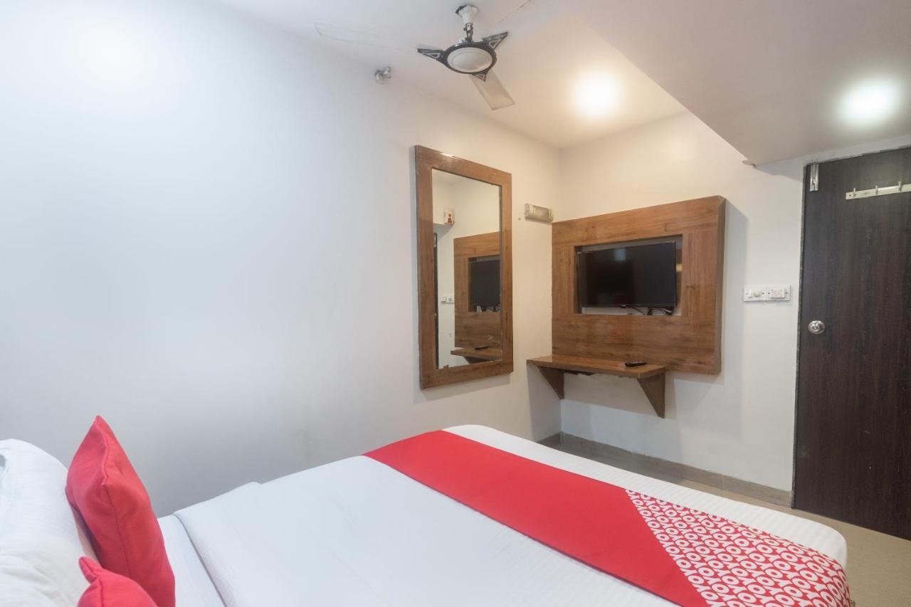 Oyo 49867 Hotel Kalpana Residency Mumbai Exterior photo